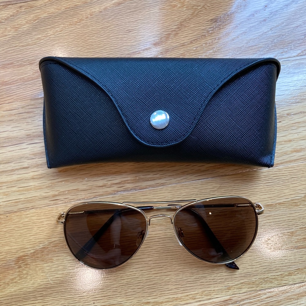 Old Navy Gold Sunglasses & Travel Case